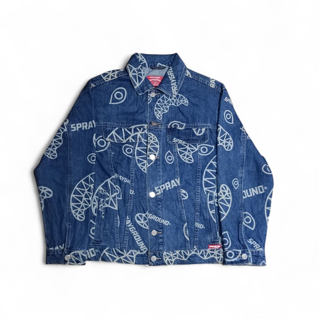 Sprayground Limited Edition AOP Denim Jacket | Blue (Category: Coats, Jackets and Outerwear) located in Aliaga. Submitted by thriftkeizieee (Listing ID 1465170766, Image 1). Description: L:28.5 W:22 minimal issue: last picture❤️ DM ME IF INTERESTED.