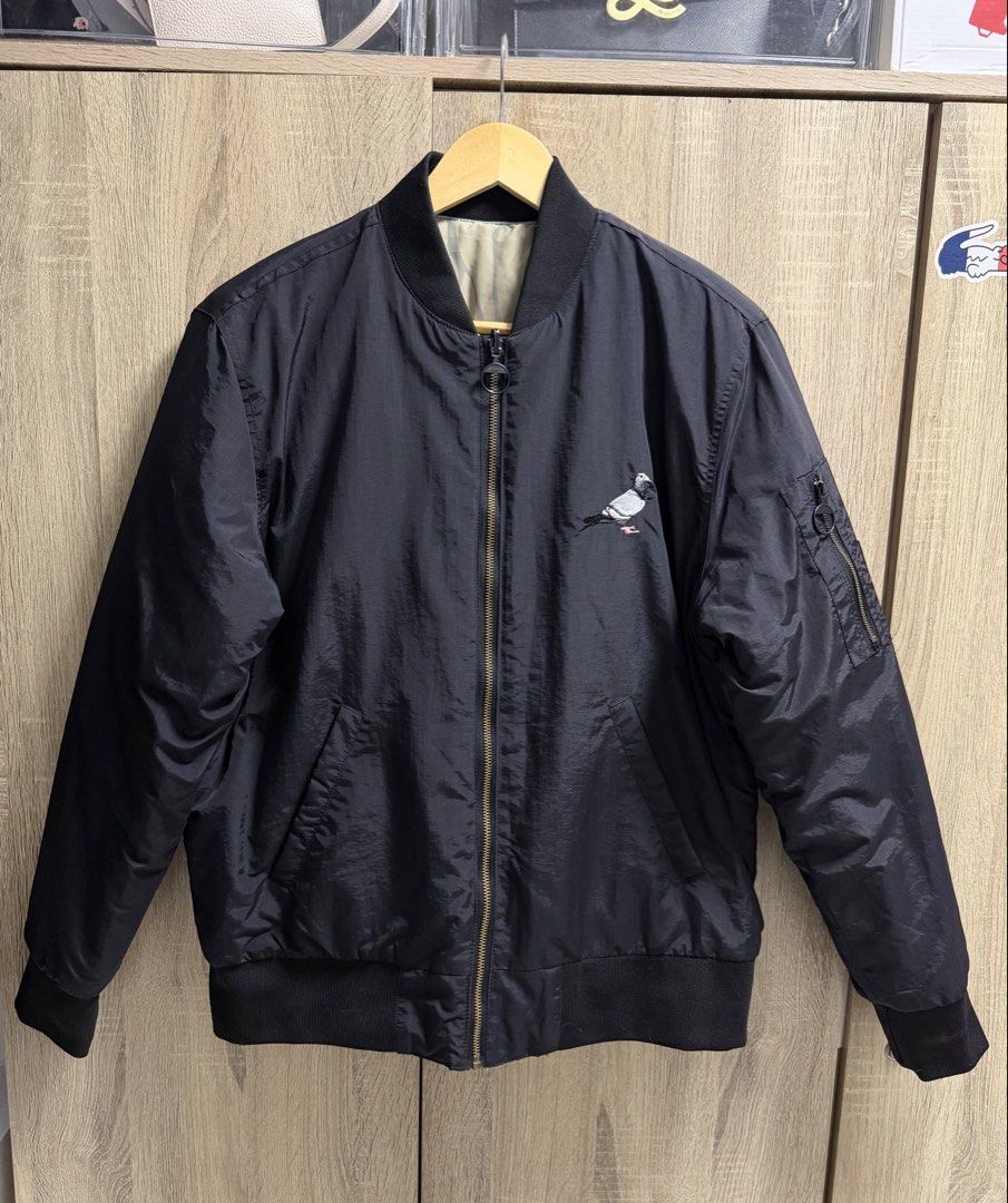 Staple Bomber Reversible Jacket Patchwork Nature Print (Category: Coats, Jackets and Outerwear) located in Cavite. Submitted by PRIVATE.Selection (Listing ID 1465343106, Image 1). Description: Staple Bomber Reversible Jacket Patchwork Nature Print Size M W- 23 L- 27 Good as new no issues .