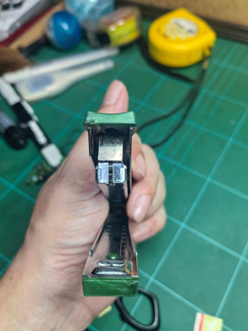 Stapler (Category: Other Stationery & Craft) located in Cebu City. Submitted by dudes_villanueva (Listing ID 1465179073, Image 3). Description: Stapler Made in Japan In excellent condition.