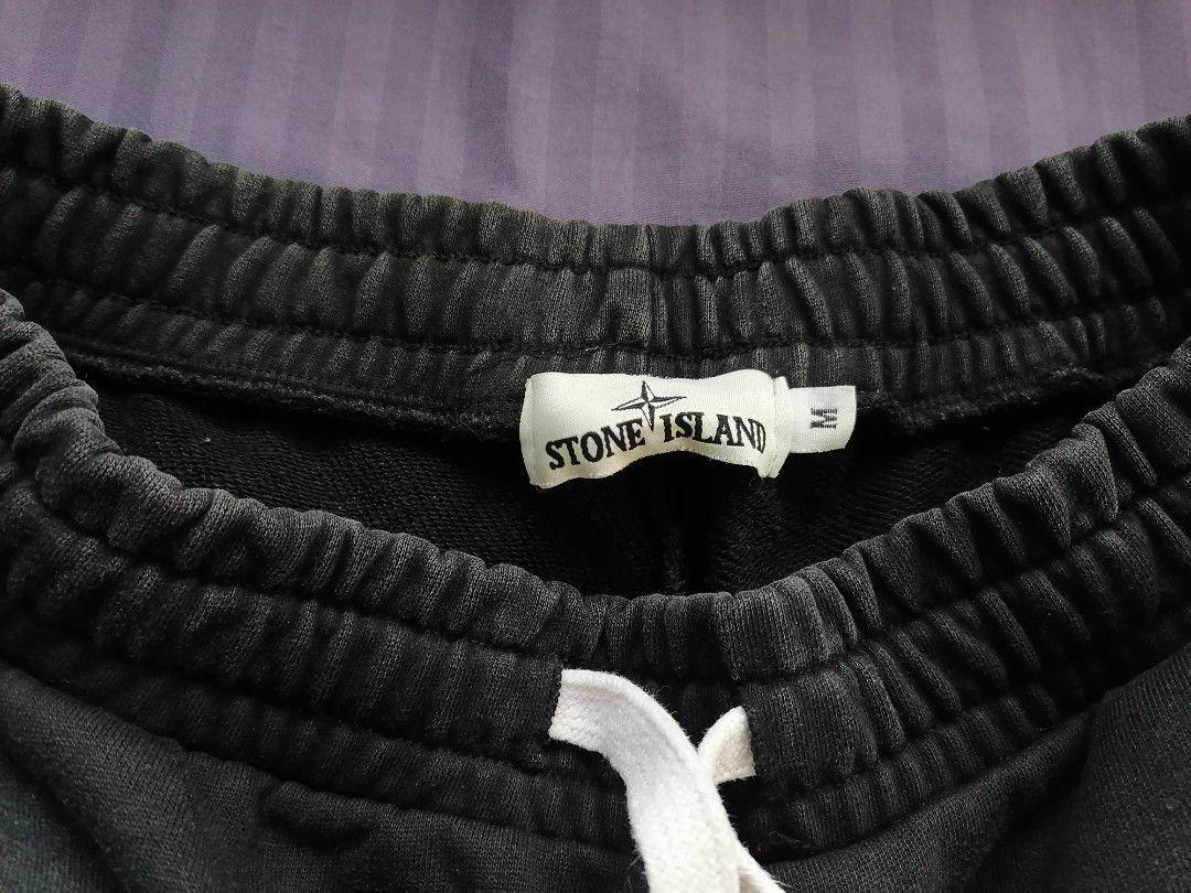 Stone Island Joggers (Category: Joggers) located in Zamboanga. Submitted by nolavusta (Listing ID 1465285554, Image 2). Description: Stone Island Joggers Size: Medium Width: 30 - 36 (strechable) Length: 41 MOP: GCASH MOD: JNT.