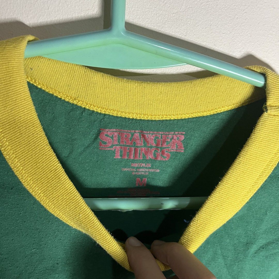 Stranger things ringer tee cropped (Category: Shirts) located in Cagayan de Oro. Submitted by kojisalas (Listing ID 1465318382, Image 2). Description: 19x20.