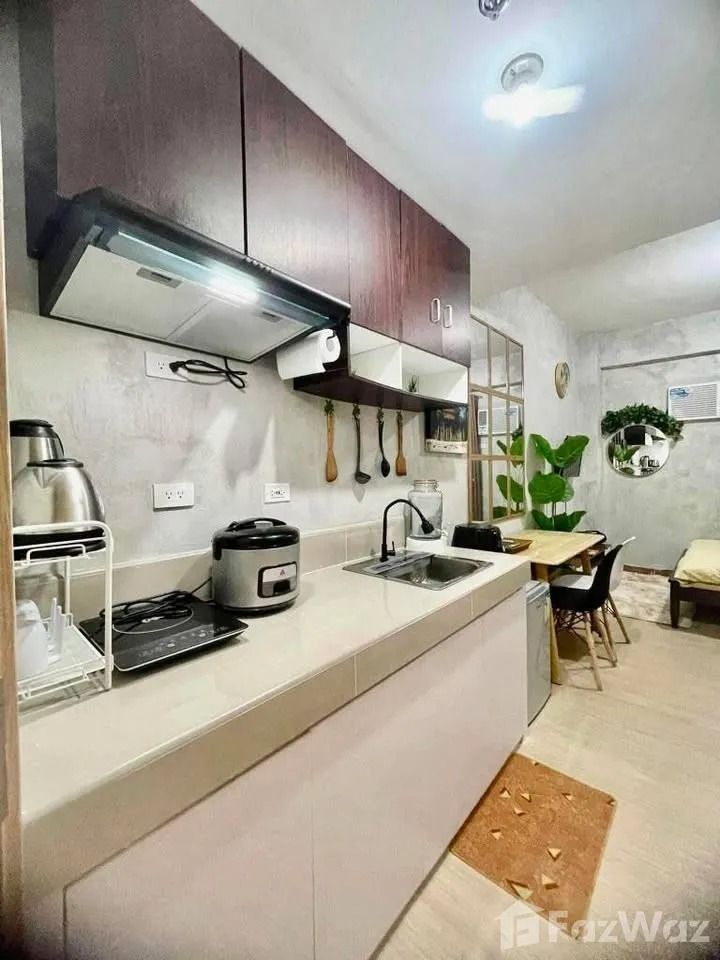 Studio Condo for sale at Trees Residences (Category: Apartments & Condos) located in Makati City. Submitted by propertyproph (Listing ID 1465247610, Image 2). Description: 🏡 Fully Furnished Studio for Sale – ₱2.25M 📍 Trees Residences, Quezon City 🔥 Affordable fully furnished studio in QC! This 19 sqm unit is located on the 5th floor of Tower 20 and is ideal for personal use or as a rental investment. 🏠 Property Details 💰 ₱2,250,000 — CGT Inc
