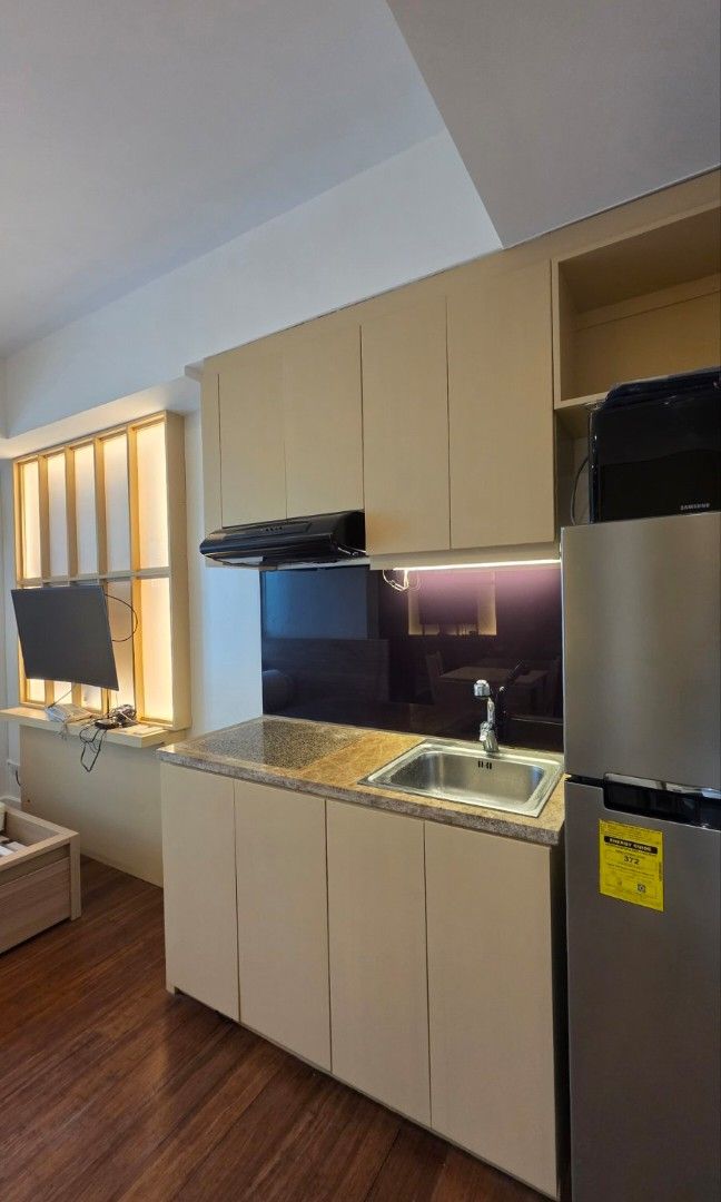 Studio for Rent @The Grove (Category: Apartments & Condos) located in Pasig City. Submitted by maryann0329 (Listing ID 1465381437, Image 3). Description: For Lease The Grove by Rockwell Ugong Pasig Studio Type furnished 23sqm Tower E 25k negotiable The Grove by Rockwell Near The Medical City Across Tiendesitas Along C5 Walking distance to Bridgetown Mary Ann 09674114281.