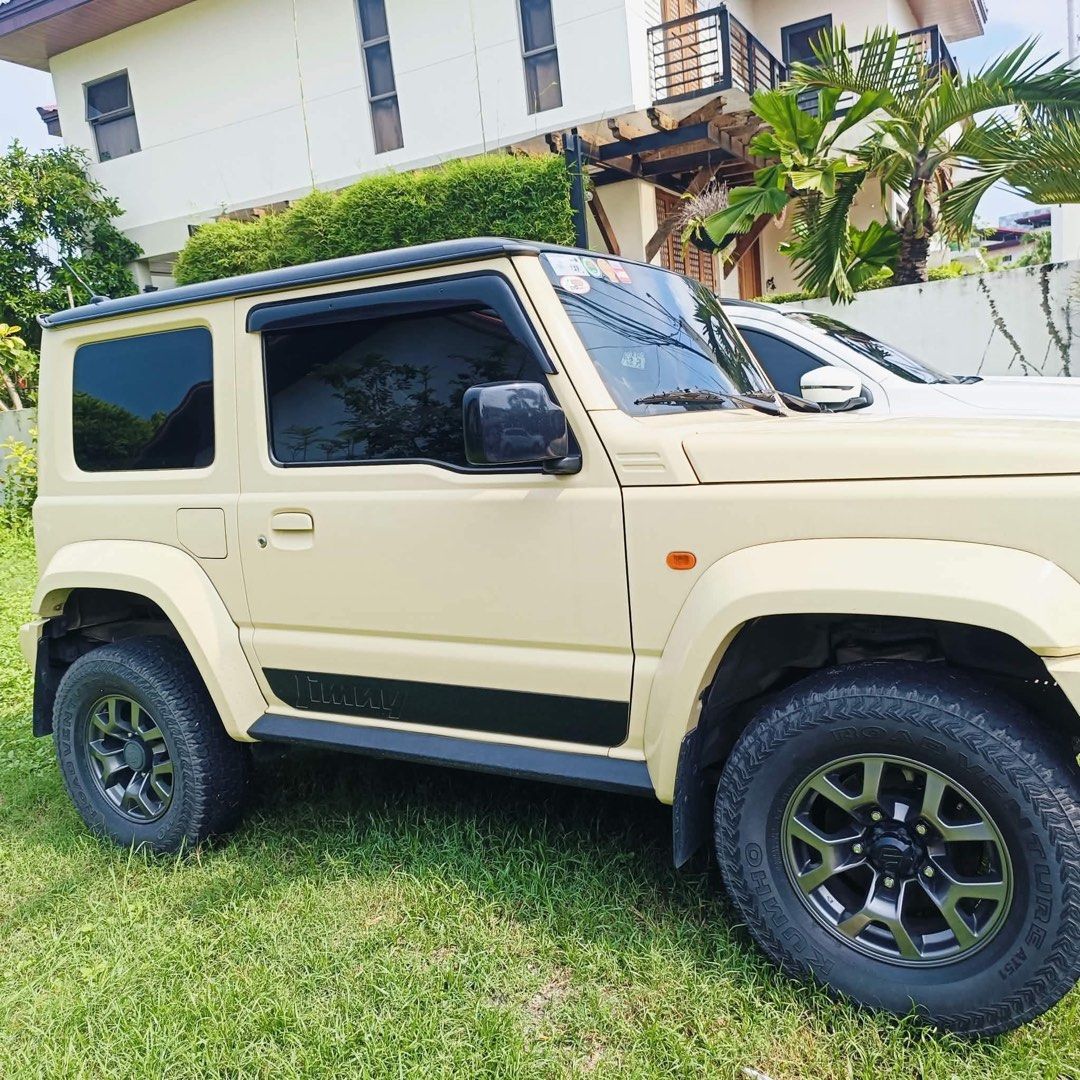 Suzuki Jimny 1.3 (A) (Category: Used Cars) located in Paranaque City. Submitted by migoy23 (Listing ID 1465311264, Image 1). Description: 41,319km mileage Alpine head unit focal speakers turbo lifted din sya.