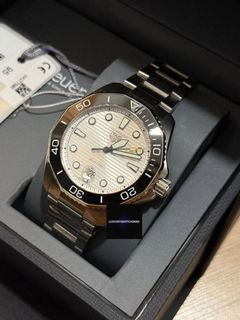 (Category: ) located in . Submitted by luxurywatch2666 (Listing ID 1465325423, Image 1). Description: .