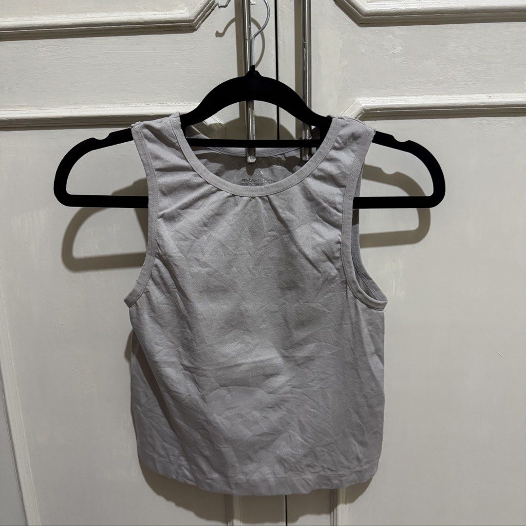 Tank Top (Category: Sleeveless) located in Vigan. Submitted by chiyannav (Listing ID 1465348326, Image 2). Description: .