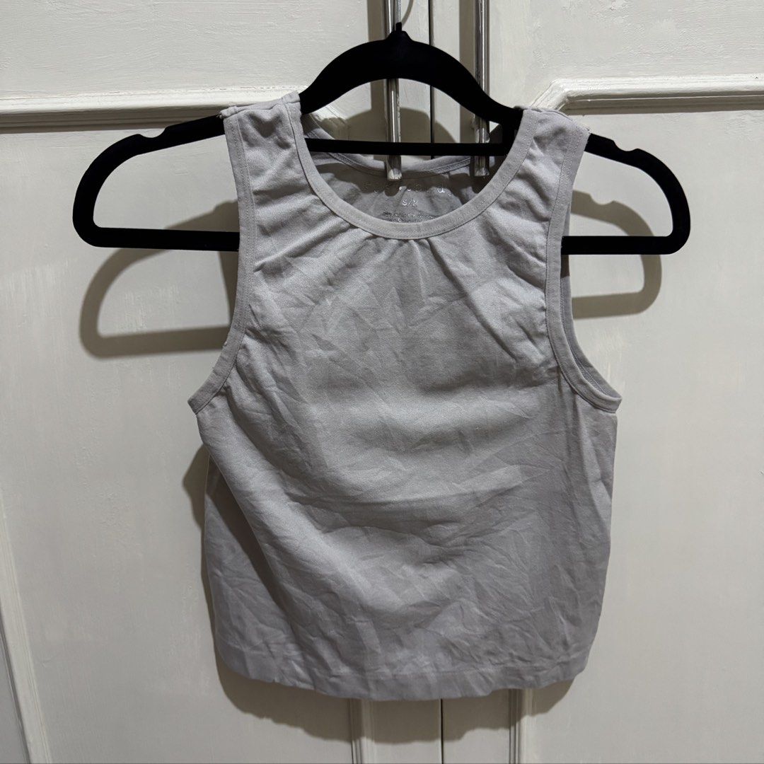 Tank Top (Category: Sleeveless) located in Vigan. Submitted by chiyannav (Listing ID 1465348326, Image 1). Description: .