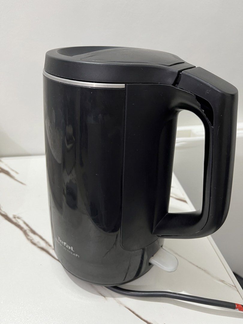 Tefal Safe'Tea Electric Kettle (Category: Kettles & Airpots) located in Bacacay. Submitted by aiksgoods (Listing ID 1465194493, Image 2). Description: .