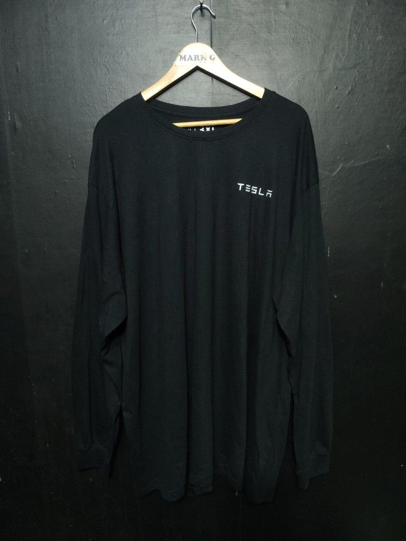 Tesla long sleeve 3/4XL (Category: Coats, Jackets and Outerwear) located in Santa Cruz. Submitted by mark_grimaldo (Listing ID 1465306042, Image 2). Description: Tesla Men's Long Sleeve 3XL ✅Size: 3/4 XL (30 x 35) ✅ 400+sf ✅Excellent condition Laguna Area DM📩📩.