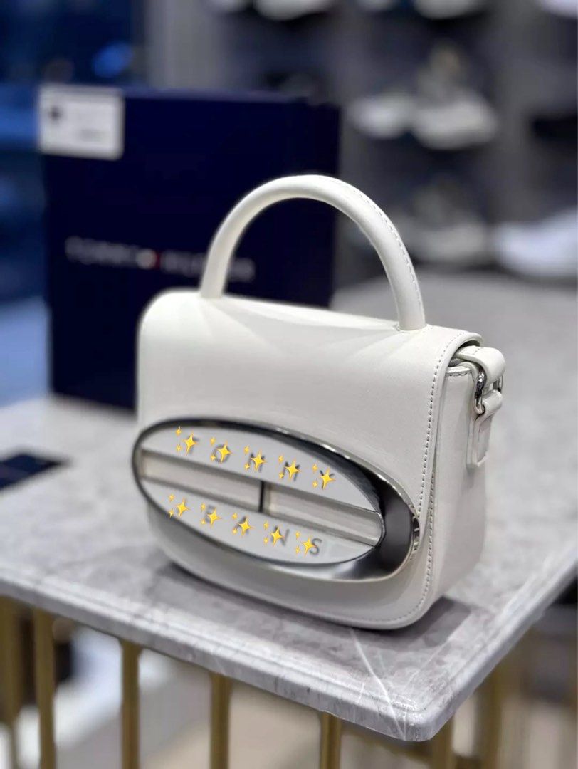 T..H.. Origin Plaque Crossover (Category: Cross-body Bags) located in Bulacan. Submitted by mykakarizza (Listing ID 1465266341, Image 2). Description: NEW✨✨ ₱700 onlyyy no box Origin Plaque Crossover Size: 15 x 17.5 x 6cm Add paperbag 100 📸 Actual pics! 🙋🏻‍♀️ ─── ✦ ─── ✦ ─── ✦ ─── ✦ ─── 🛍️ LOOKING FOR MORE RESELLERS 🛍️ ✨ Buy 3 pcs of ANY items — FREE SHIPPING NA!🚚 ✨ Buy 10 items → FREE SF + ₱50 OFF EACH! 💖 PM us for 30 pcs & up WS 🤍 #Mall