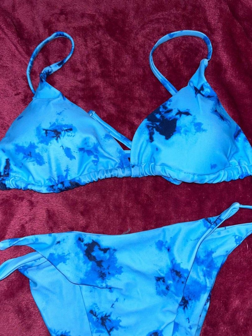 Tie dye blue swimsuit bikini tie (Category: Bikinis & Swimsuits) located in Manila. Submitted by coolstuffs__ (Listing ID 1465373523, Image 2). Description: .