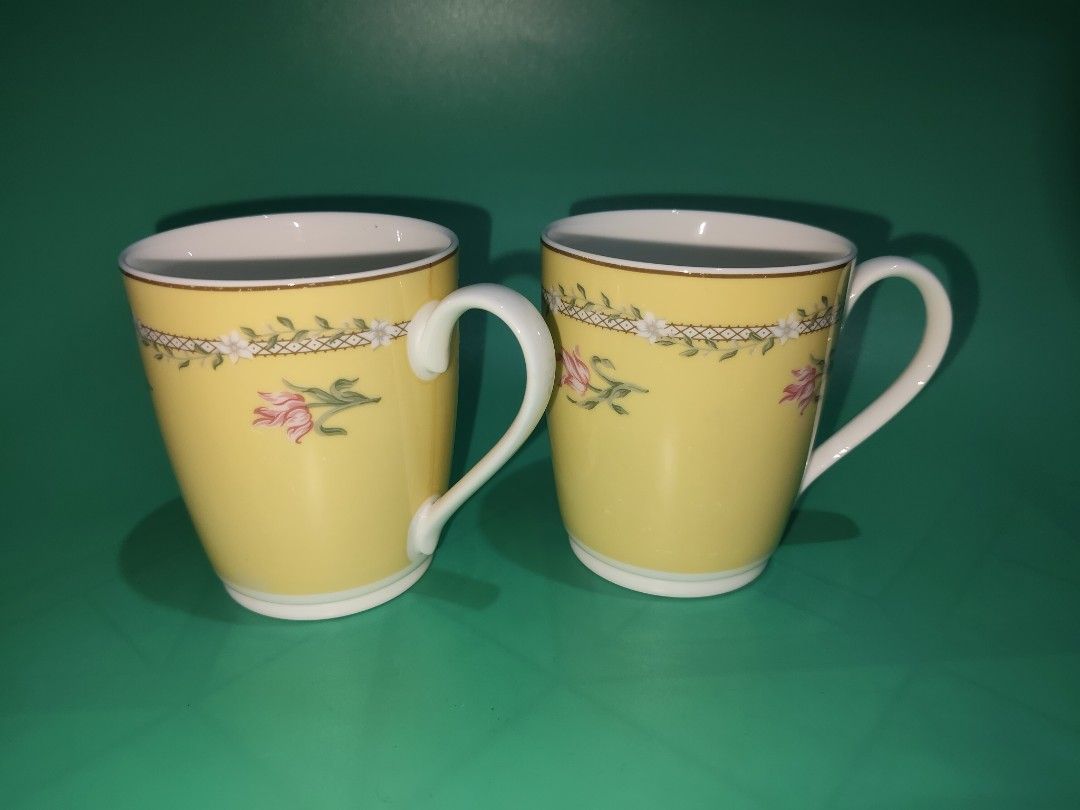 Tiffany and Co Pink Tulip Cups (Category: Coffee & Tea Tableware) located in Manila. Submitted by bamask.ph (Listing ID 1465298785, Image 1). Description: .