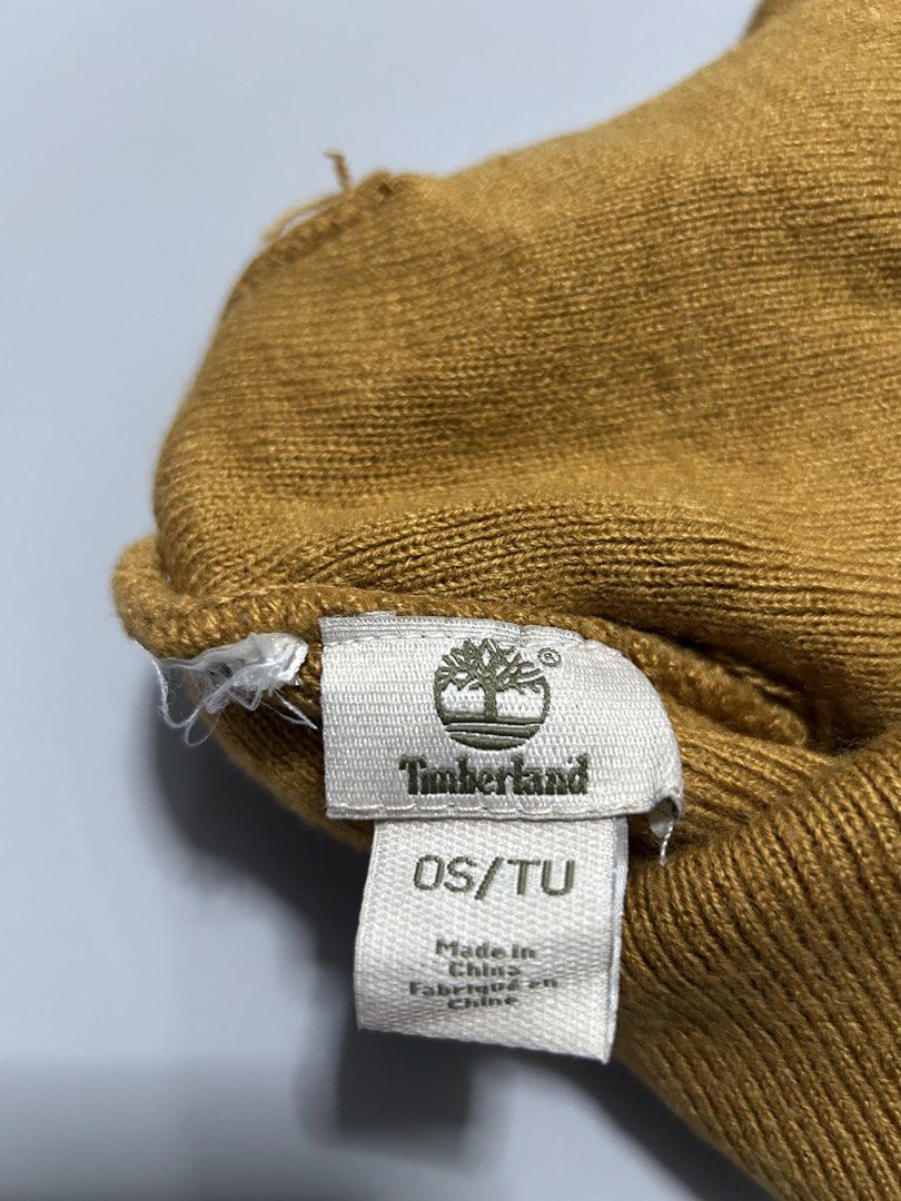 Timberland beanie (authentic) (Category: Beanies) located in Trece Martires City. Submitted by flip_flips (Listing ID 1465339075, Image 3). Description: Timberland beanie (authentic) -One size fits all -Excellent condition -9.5/10 color rate -issue: none.