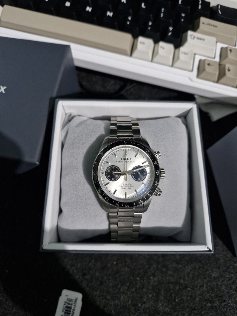 Timex The Waterbury Chronograph Watch (Category: Men's Watches) located in Quezon City. Submitted by cyakino15 (Listing ID 1465313096, Image 1). Description: Timex Waterbury Heritage Chronograph Panda 9,999 php Fixed STEAL 39mm Complete with box & warranty 9/10 condition Manila or Qc area for meetups can do lalamove + ship.