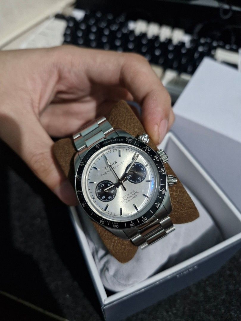 Timex The Waterbury Chronograph Watch (Category: Men's Watches) located in Quezon City. Submitted by cyakino15 (Listing ID 1465313096, Image 3). Description: Timex Waterbury Heritage Chronograph Panda 9,999 php Fixed STEAL 39mm Complete with box & warranty 9/10 condition Manila or Qc area for meetups can do lalamove + ship.