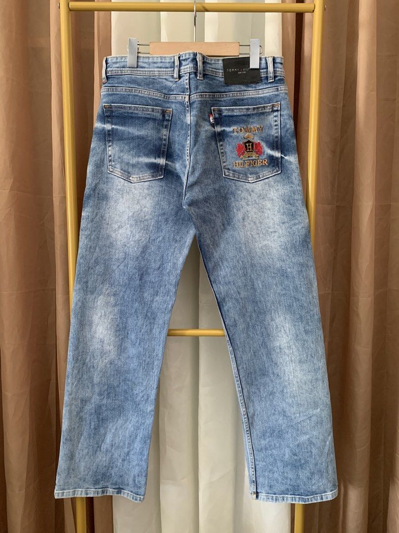 TOMMY HILFIGER WASHED DENIM PANTS (Category: Jeans) located in Binalonan. Submitted by thrift_on2022 (Listing ID 1465220569, Image 2). Description: W - 36 L - 41 Hem - 9 Excellent condition✅.
