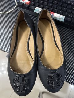 (Category: ) located in . Submitted by wear.next (Listing ID 1465305392, Image 1). Description: .