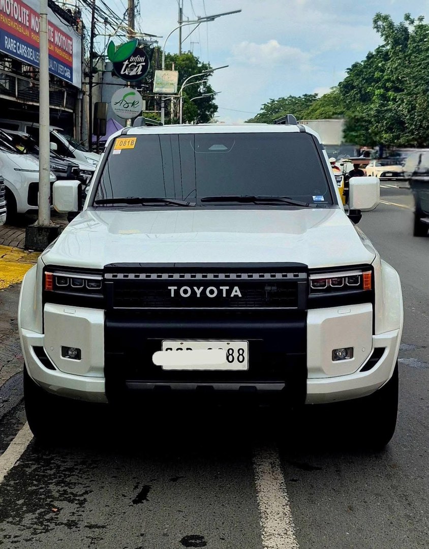 (Category: ) located in . Submitted by quality_cars (Listing ID 1465354168, Image 1). Description: .