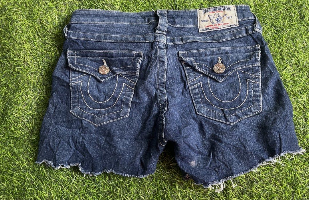 TRUE RELIGION DENIM CUT OFF SHORT (Category: Shorts) located in Carcar. Submitted by thrift_kidd (Listing ID 1465210595, Image 1). Description: GOOD AS NEW No issue Tr World Tour Denim Short Size: 27 on tag Actual 30 stretch sa 32 Ganda net madam DM📩.