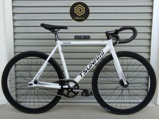 (Category: ) located in . Submitted by bikeco (Listing ID 1465281607, Image 1). Description: .