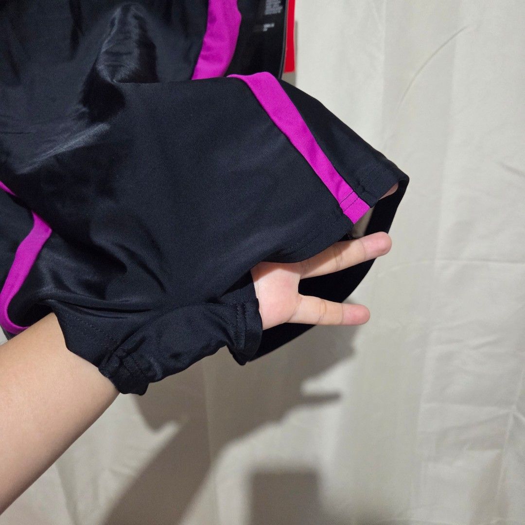 TYR SWIMSUIT (Category: Bikinis & Swimsuits) located in Santiago. Submitted by fromboxes (Listing ID 1465316347, Image 2). Description: new with tag Ships thru J&T Isabela North Luzon Shipping Nationwide No rush shipping 😊😊.