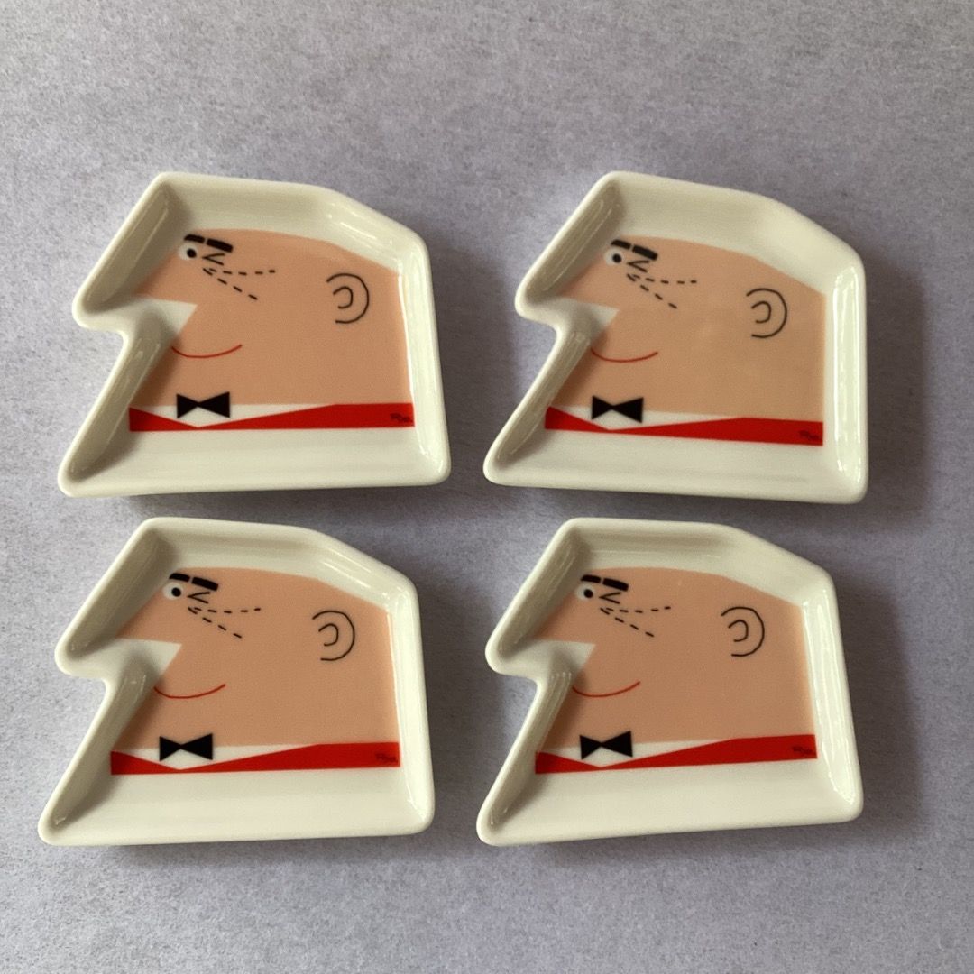 Uncle Tris Uncle Tris Novelty Bean Plate/ Appetizer Dish (Category: Dinnerware & Cutlery) located in Davao. Submitted by eclectic1925 (Listing ID 1465345624, Image 1). Description: Php150 all 4 Uncle Tris Uncle Tris Novelty Bean Plate/ Appetizer Dish L: 3.7 inches W: 3.2 inches Please REVIEW PHOTOS We use 100% repurposed packaging materials SF starts at Php70 via Flash Express First to pay.