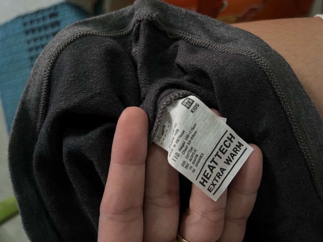 Uniqlo Heattech extra warm (Category: Babies & Kids Fashion) located in Imus. Submitted by labella.mnl (Listing ID 1465270492, Image 2). Description: Extra warm No flaws Good as new Dark gray color Size 110.
