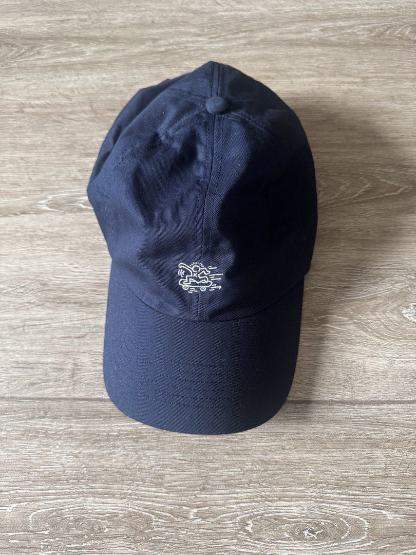 UNIQLO Keith Haring Navy Blue Cap (Category: Caps & Hats) located in Quezon City. Submitted by thshxn21 (Listing ID 1465190901, Image 1). Description: **bought for 990 SHIPPING & PAYMENT * Delivery: Lalamove only (Buyer shoulders the shipping fee) * Payment via GCash / Bank Transfer PLEASE READ BEFORE BUYING * Pre-loved/Used unless stated otherwise. Please manage your expectations * Colors may slightly vary due to lighting during photography * No