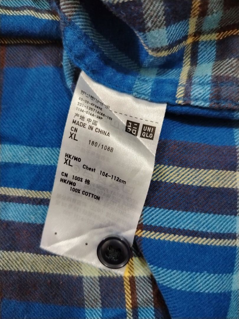 Uniqlo Longsleeve (Category: Tshirts & Polo Shirts ) located in Dasmarinas. Submitted by amthriftmixph.2001 (Listing ID 1465192842, Image 3). Description: BRAND: Uniqlo SIZE: 2Xl DIMES: 24" Width x 30" Length CONDITION: 9.5/10 COLOR RATE: 9.5/10 TAGS: With Brand Tags ISSUE: None.