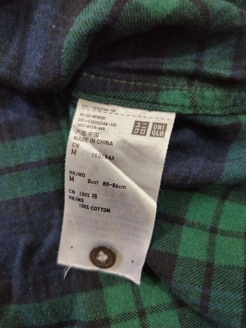 Uniqlo Longsleeve (Category: Tshirts & Polo Shirts ) located in Dasmarinas. Submitted by amthriftmixph.2001 (Listing ID 1465193150, Image 3). Description: BRAND: Uniqlo SIZE: Small DIMES: 18.5" Width x 25.5" Length CONDITION: 9/10 COLOR RATE: 9/10 TAGS: With Brand Tags ISSUE: None .