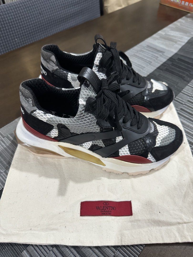 Valentino sneaker (Category: Flats & Sandals) located in Marikina City. Submitted by georgiaprelovestuff (Listing ID 1465270808, Image 2). Description: size 36.5 PLEASE READ BEFORE MAKING AN OFFER: 🔹No inclusions since this is preloved 🔹NO to low ballers please 🔹NO meetups due to busy schedule 🔹If you make an offer, please get the item let's not waste each other's time 🔹NO return NO exchange NO cancellation 🔹Please manage your expectation s