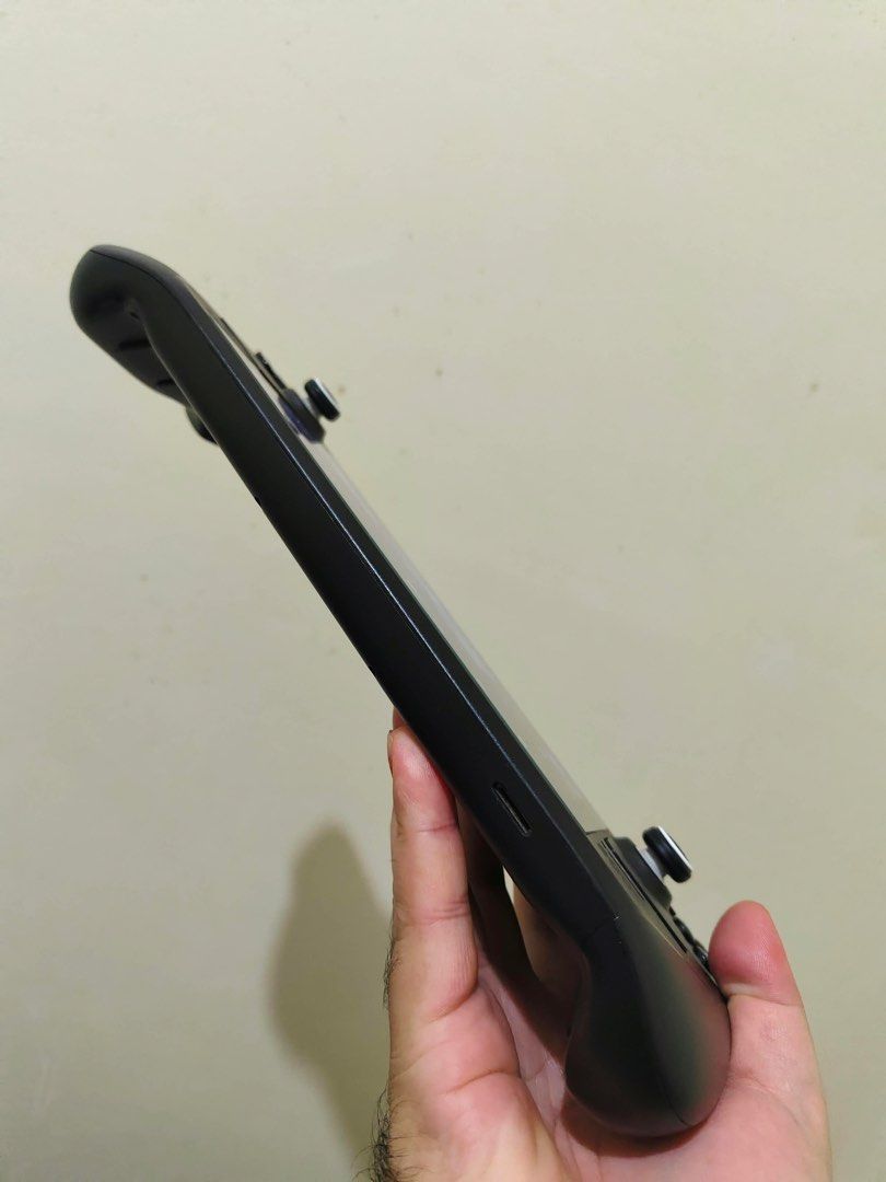 Valve Steam Deck LCD 256gb (Category: Others) located in Cavite. Submitted by anya16 (Listing ID 1465283762, Image 2). Description: STEAM DECK LCD 256gb Inclusions: - Unit (No issues) - Charger - Adaptor - Carry Case RFS: bibili ng g7x.