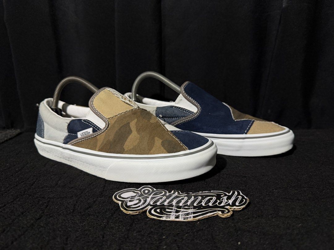 Vans Slip-On Patchwork Camo Navy (Category: Sneakers) located in General Santos City (Dadiangas). Submitted by fatlaceshop9500 (Listing ID 1465378701, Image 2). Description: Vans Classic "SLIP ON" (PATCHWORK CAMO) "OLIVE GREEN NAVY BLUE CREAM WHITE" Low FullCanvas/Nylon/Rubber OliveGreen/NavyBlue/Cream/White US8M 26CM Excellent .