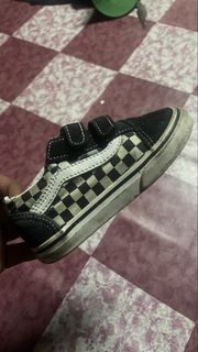(Category: ) located in . Submitted by joebidin_thriftstore (Listing ID 1465365722, Image 1). Description: .