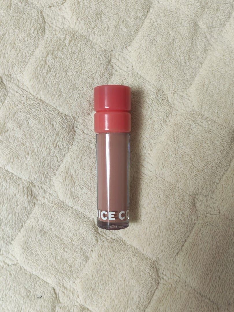 Vice Cosmetics Dew It All Blush | New Version (Category: Makeup) located in Batangas. Submitted by yuma.chloe (Listing ID 1465328804, Image 1). Description: - w/ box - used once - Shade: Always Dreamin' Rfs: - Wrong shade.