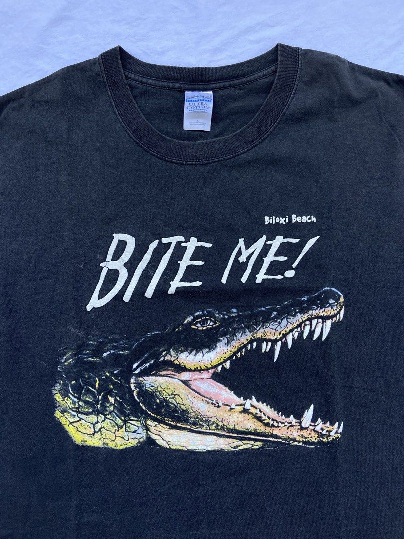 Vintage Bite me! (Category: Tshirts & Polo Shirts ) located in General Santos City (Dadiangas). Submitted by seventythirdpick (Listing ID 1465337594, Image 2). Description: Size. Large 21.5x30 Fade.