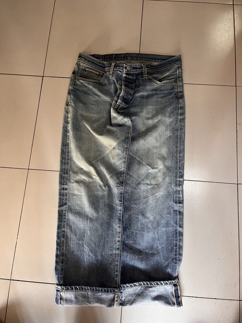 VINTAGE LEVIS 501 SELVEDGE (Category: Jeans) located in Valencia. Submitted by hunterxthrifter (Listing ID 1465312549, Image 1). Description: EXCELLENT PA SINCE VINTAGE Waist 34 Length 41 Thigh 14 Leg 9.