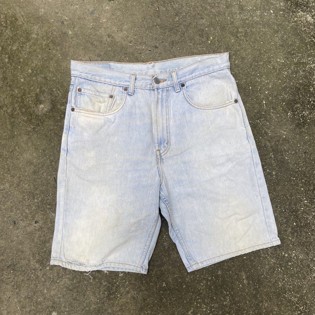 Vintage Levi’s 505 Denim Shorts (Category: Shorts) located in Angeles City. Submitted by eriellynngotvintage (Listing ID 1465335910, Image 1). Description: 33 W 20 L 10 Leg Opening Check photos for flaws. See photos for details 420 Angeles City Pampanga.