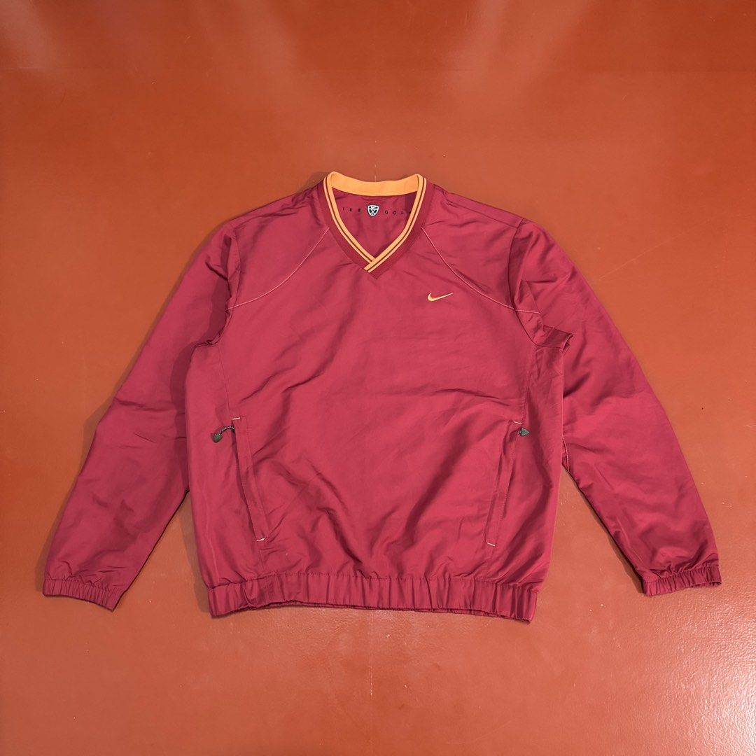 VINTAGE NIKE GOLF WINDBREAKER (Category: Coats, Jackets and Outerwear) located in Pasig City. Submitted by buzzthrifty (Listing ID 1465306058, Image 1). Description: SIZE M-L 22x25 GOOD AS NEW .