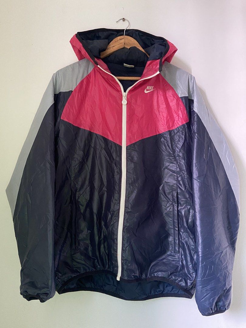 Vintage Nike Tritone windbreaker (Category: Coats, Jackets and Outerwear) located in Tukuran. Submitted by retrothrifter88 (Listing ID 1465323999, Image 1). Description: 21x26.