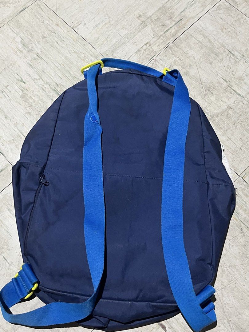 Vintage Reebok Blue and Yellow Casual Backpack (Category: Backpacks) located in Makati City. Submitted by byamary (Listing ID 1465314284, Image 3). Description: - Authentic Reebok backpack in navy blue with striking bright blue shoulder straps and yellow pull tabs - Built-in mesh pocket inside for easy organization of essentials .