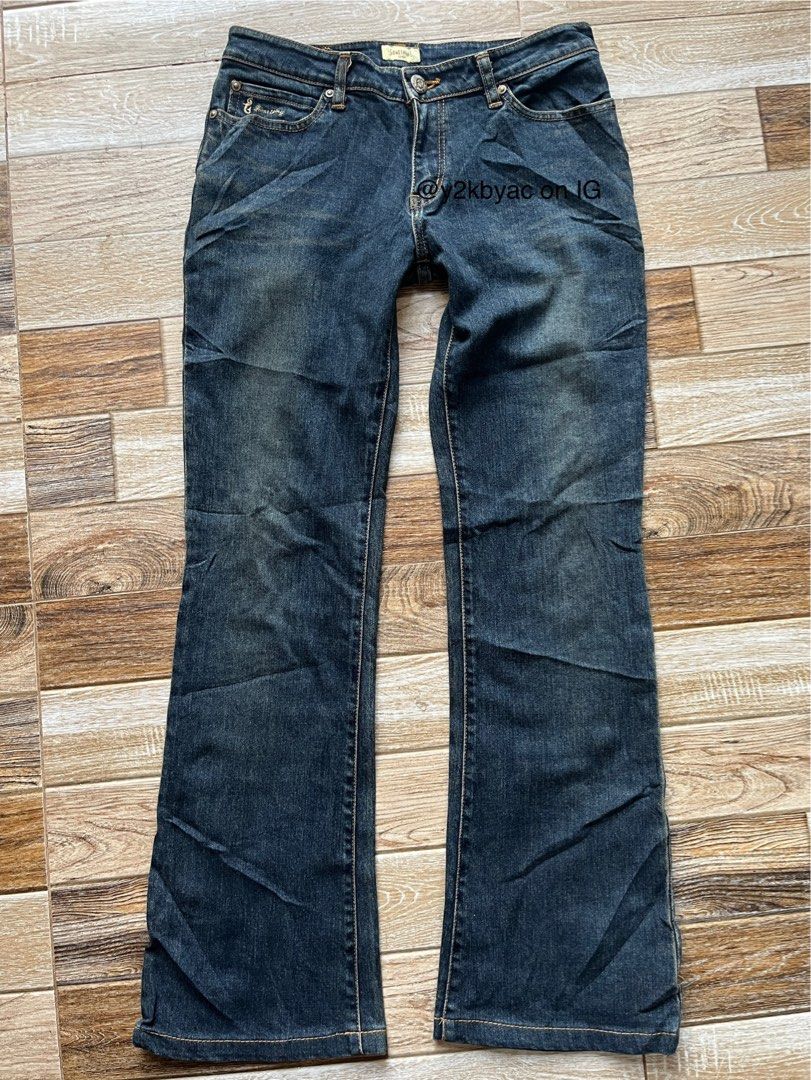 Vintage Something Edwin Low Rise Bootcut Denim Jeans (Category: Jeans) located in Andop. Submitted by y2k.byac (Listing ID 1465266631, Image 1). Description: ✨ Vintage Edwin Low Rise Bootcut Jeans • Condition: Excellent preloved/thrifted • Fit: Low rise, bootcut / flare style • Waist: 26 inches 📏 Measurements: • Width: 14 inches • Waist: 26 inches • Length: 36 inches • Leg Opening: 8.5 inches DM us for inquiries or check out our IG @y2kbyac for 