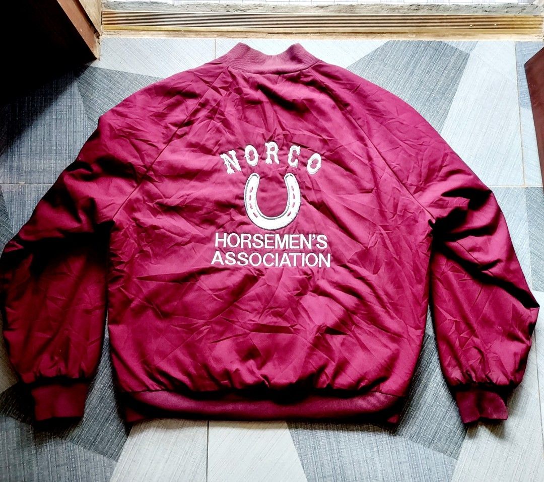 vintage west ark (Category: Coats, Jackets and Outerwear) located in Tagbilaran City. Submitted by topernzvault (Listing ID 1465181526, Image 2). Description: vintage west ark..