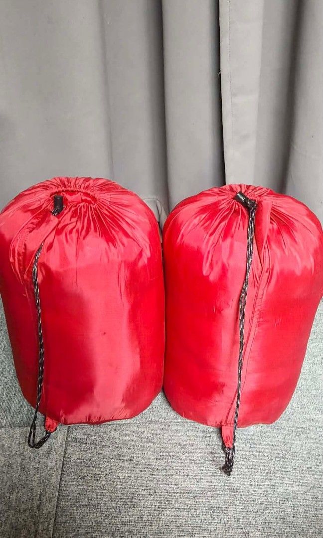 Vision Peak Sleeping Bag Imported From Japan (Category: Hiking & Camping) located in Valenzuela. Submitted by se_japansurplus (Listing ID 1465349685, Image 2). Description: IMPORTED FROM JAPAN VISION PEAKS BRAND SLEEPING BAG(2pcs.) 🎌WITH BAG CARRIER 🎌GOOD FOR HIKING,CAMPING,PICNIC 🎌PWEDENG SINGLE USE 🎌PWEDENG GAWING INNER MAT AT KUMOT NO ISSUE‼️ MINIMAL MARK OF USAGE ONLY.