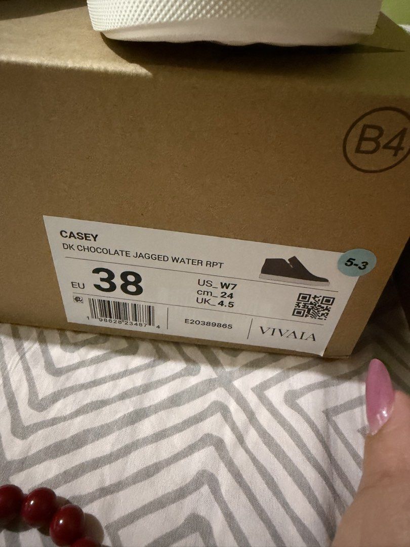 Vivaia Wedge Sneakers - Casey (Category: Sneakers) located in Quezon City. Submitted by nikkips09 (Listing ID 1465314039, Image 2). Description: Casey - Round Toe Hidden Wedge Sneakers in Dark Chocolate color. I ordered the wrong size. It’s too much hassle to process a return and exchange. Size 38 E U 7 US/W 24cm Selling for 4000ph.