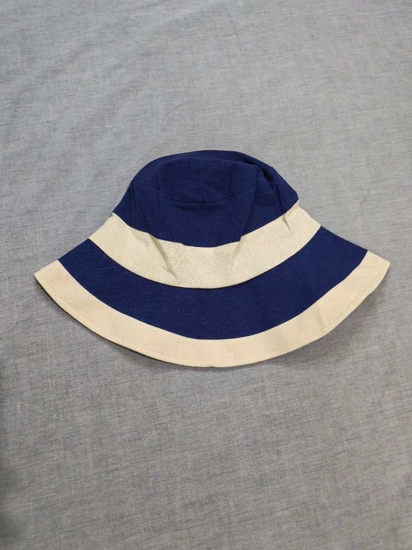 Vivienne Westwood bucket hat (Category: Hats & Beanies) located in Baguio. Submitted by used_clothing2600 (Listing ID 1465178251, Image 2). Description: Vivienne Westwood bucket hat made in japan size S-M excellent condition P 750.