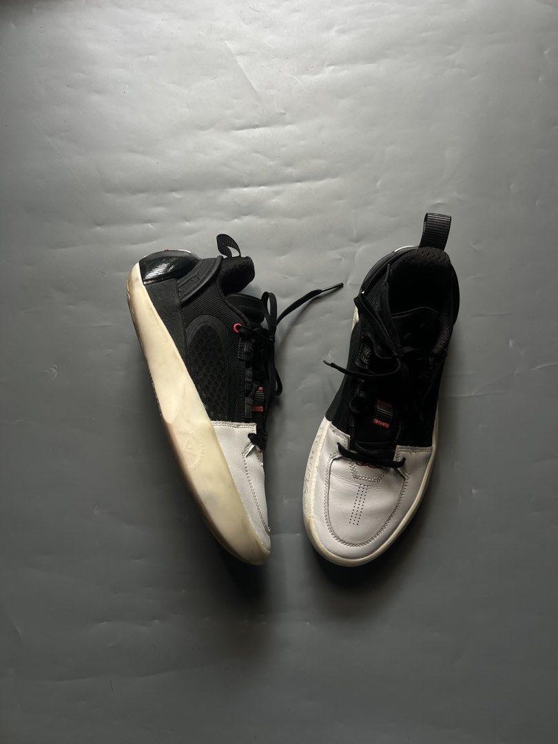 WADE ALL CITY 12 ( authentic ) (Category: Sneakers) located in Manila. Submitted by thriftwhoop (Listing ID 1465182351, Image 1). Description: .
