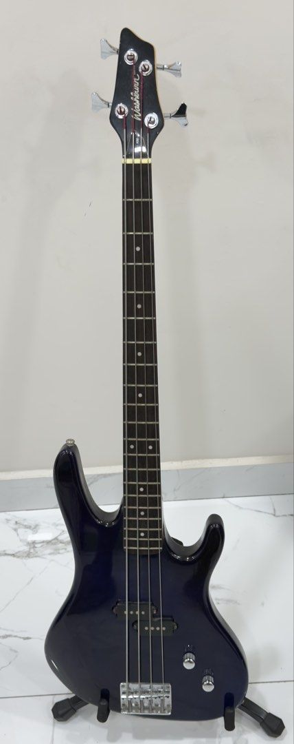 Two String Bass Instrument Washburn XB-100 Bantam Electric Bass Guitar, Hobbies & Lifestyle, Music ...