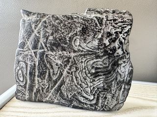 (Category: ) located in . Submitted by ornamental_rocks (Listing ID 1465178003, Image 1). Description: .