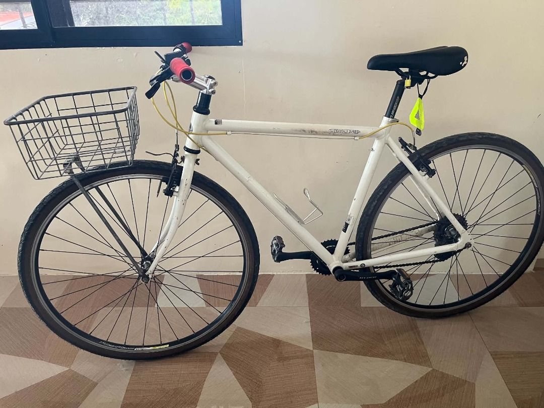 Weekend Bikes (Asahi) commuter type bike (Category: Bicycles) located in Bacoor. Submitted by unclejuu (Listing ID 1465238695, Image 2). Description: Weekend bikes (asahi) Size 51 (good for 5'7 up) Bago saddle Japan stock cockpit Tourney 8speed 2by crank (may fd and shfter) Basket Raguza tan wall 35c Joytech hub Allex rim 95% brake line Spoke may brand eh di ko lang alm ano. Vp pedal Jagwire cables new. Long grips red Shapi levers.